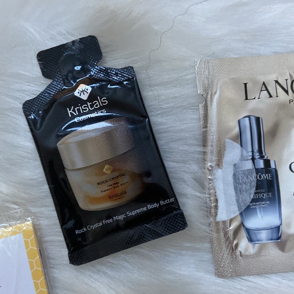 🆕 10 skin care samples for $20 - Picture 5 of 6